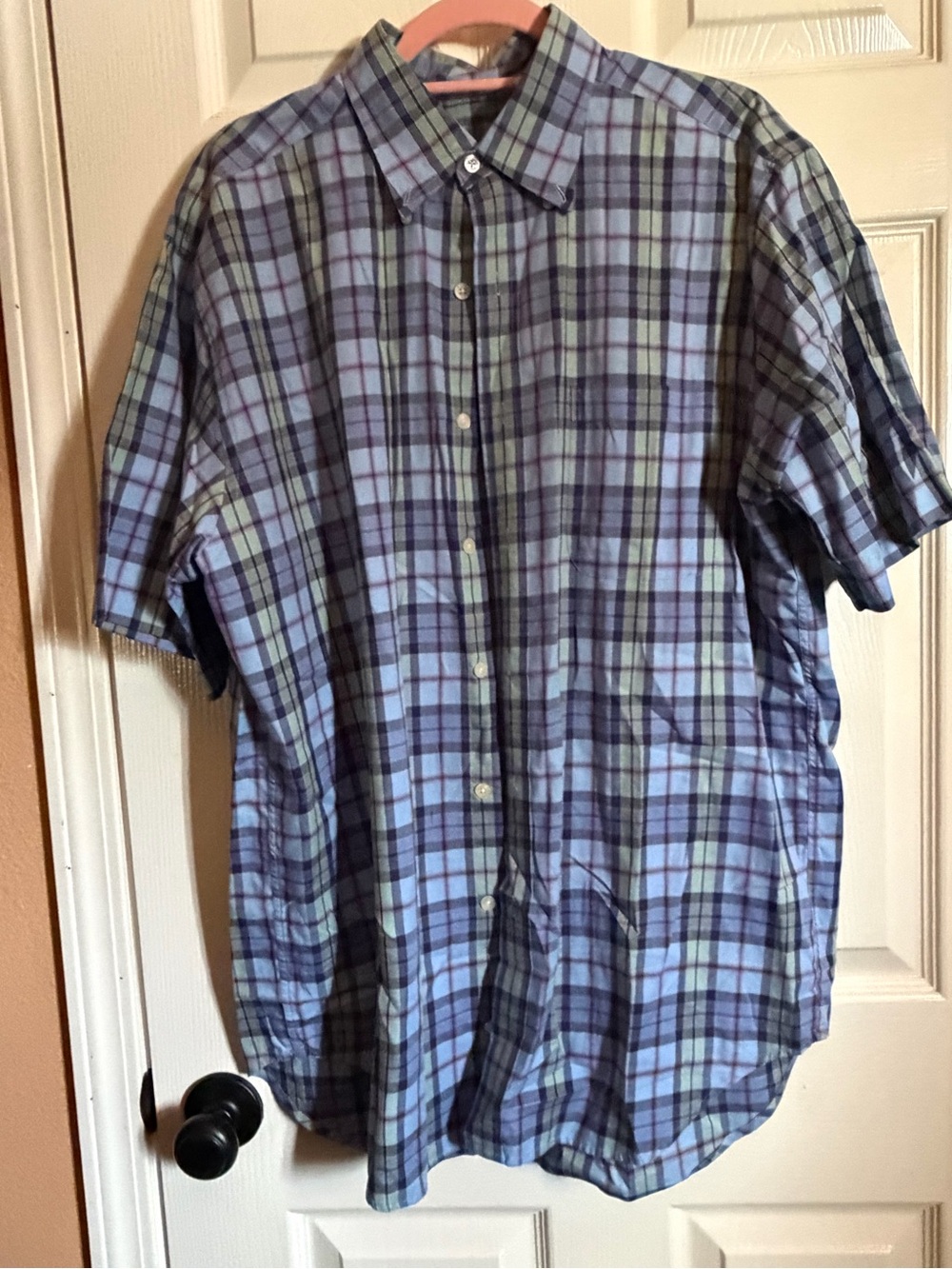 Austin Reed Blue and Purple Plaid Short-Sleeve Button-Down Shirt